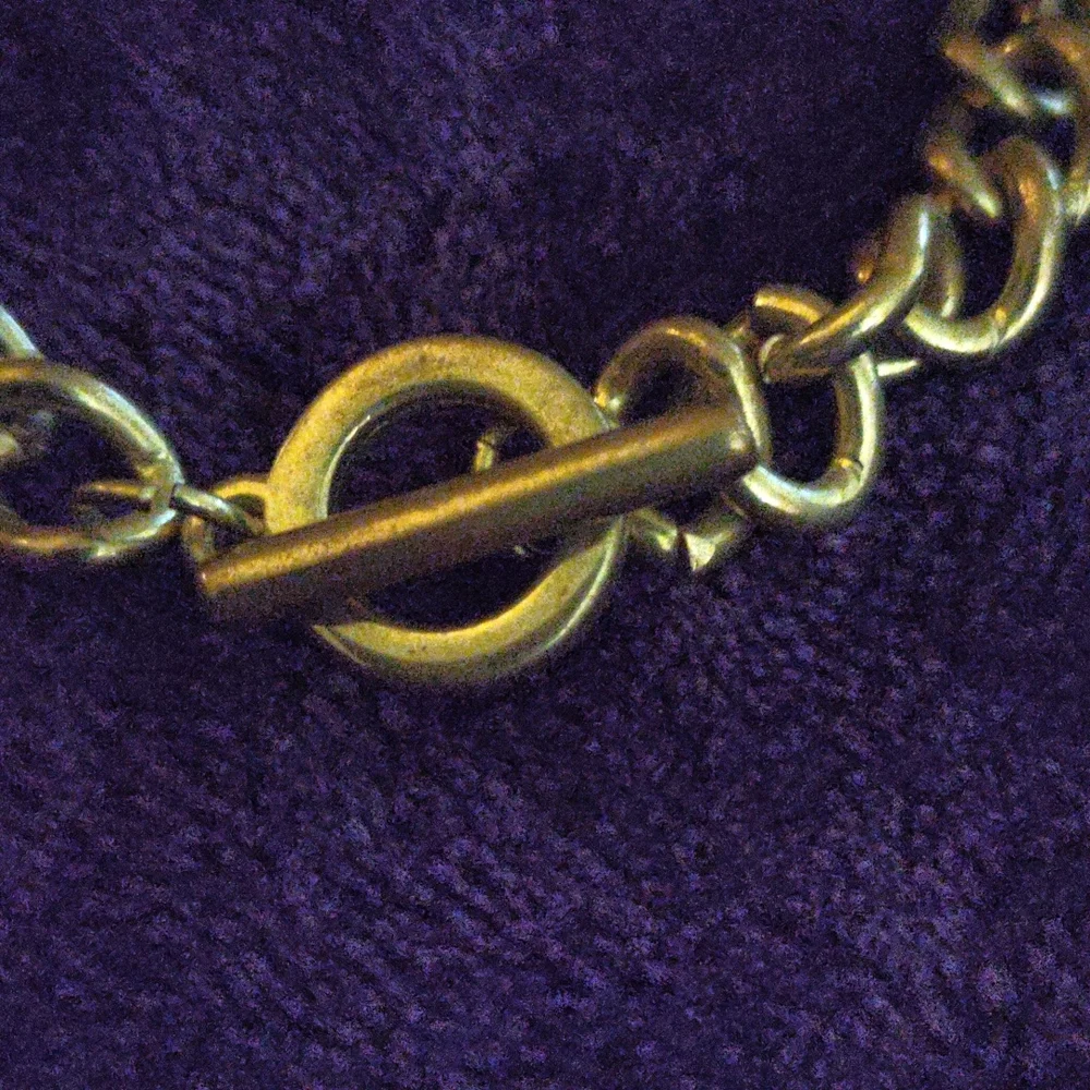 Vintage Goldtone Toggle bracelet - Picture 2 of 3